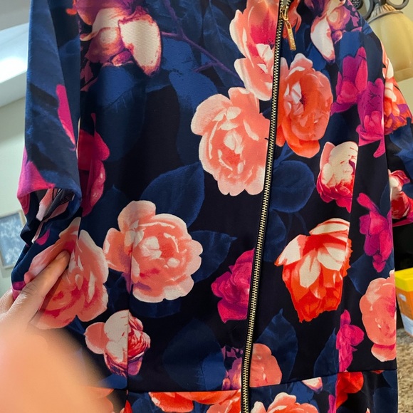 Eliza J beautiful floral dress below knee and only got to wear it once. - Picture 3 of 3